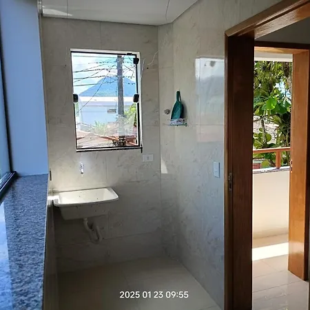 Apartamento Pe Na Areia, Praia Ubatuba, 2Quartos, Inteiro , Wi-Fi ,Garagem Exterior photo