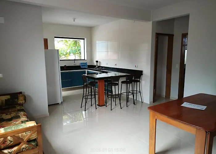 Apartamento Pe Na Areia, Praia Ubatuba, 2Quartos, Inteiro , Wi-Fi ,Garagem