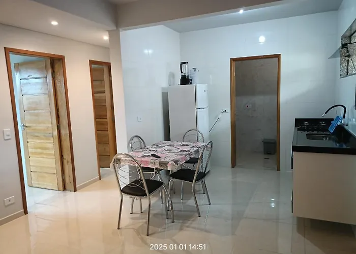 Apartamento Pe Na Areia, Praia Ubatuba, 2Quartos, Inteiro , Wi-Fi ,Garagem
