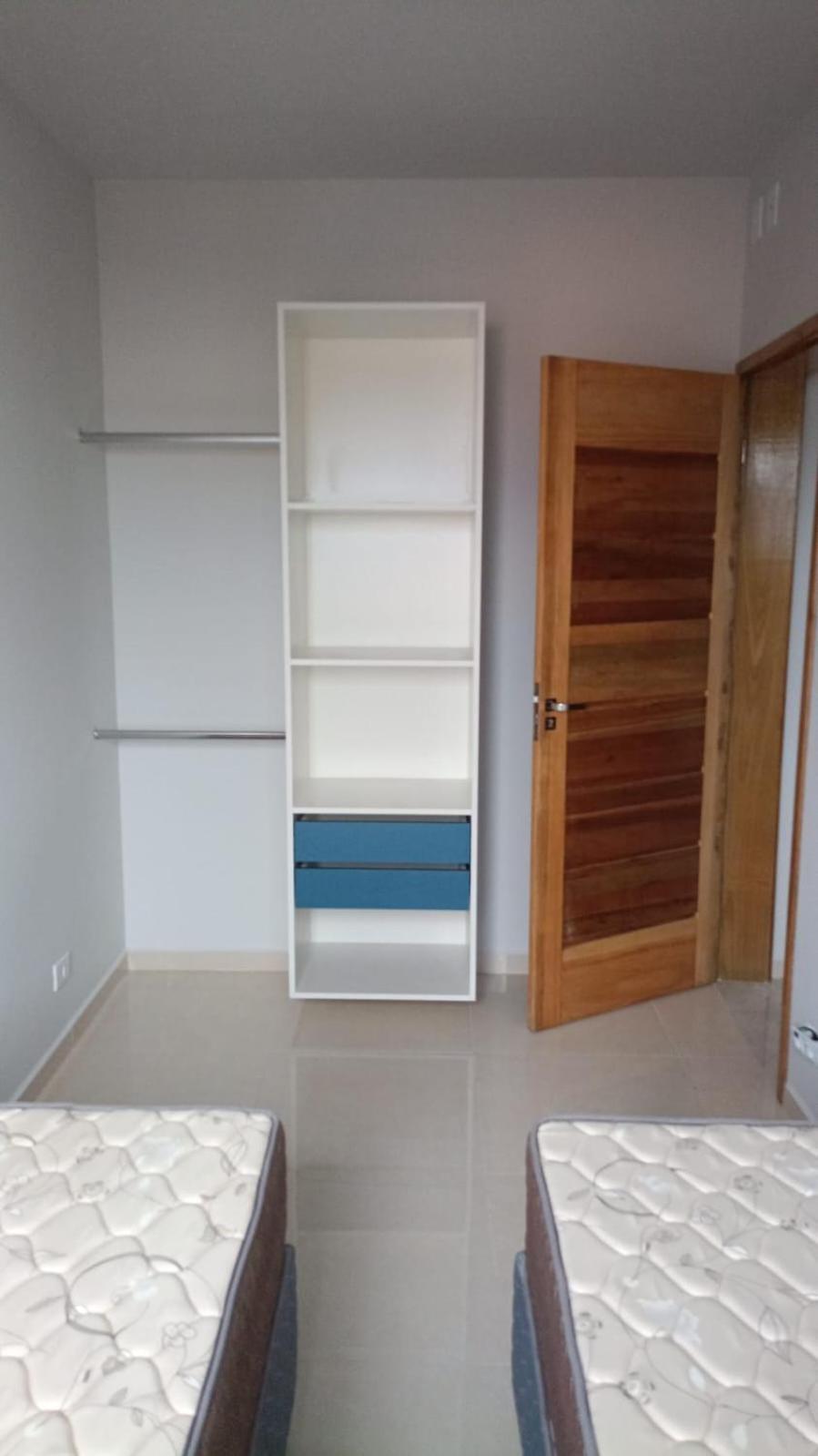 Apartment Pe Na Areia, Ubatuba, 2quartos, Inteiro , Wi-fi ,garagem Ubatuba