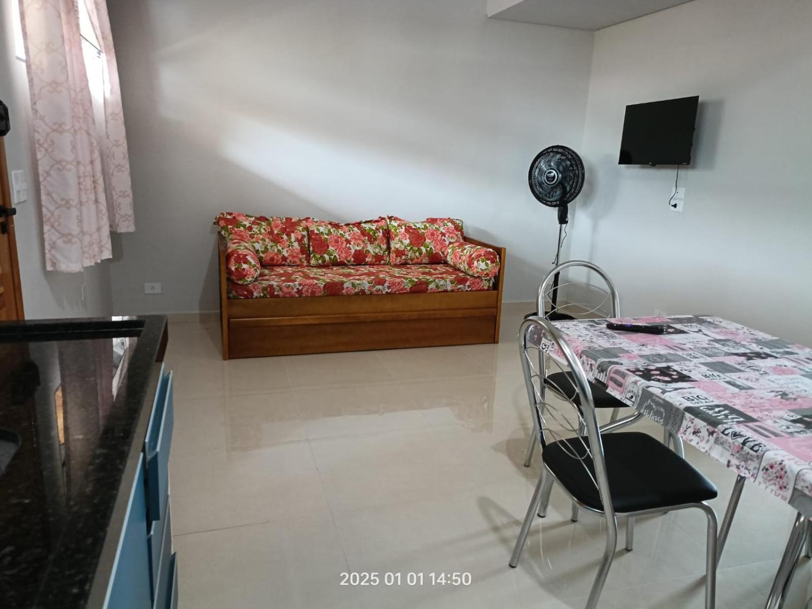 Pe Na Areia, Ubatuba, 2quartos, Inteiro , Wi-fi ,garagem Apartment *