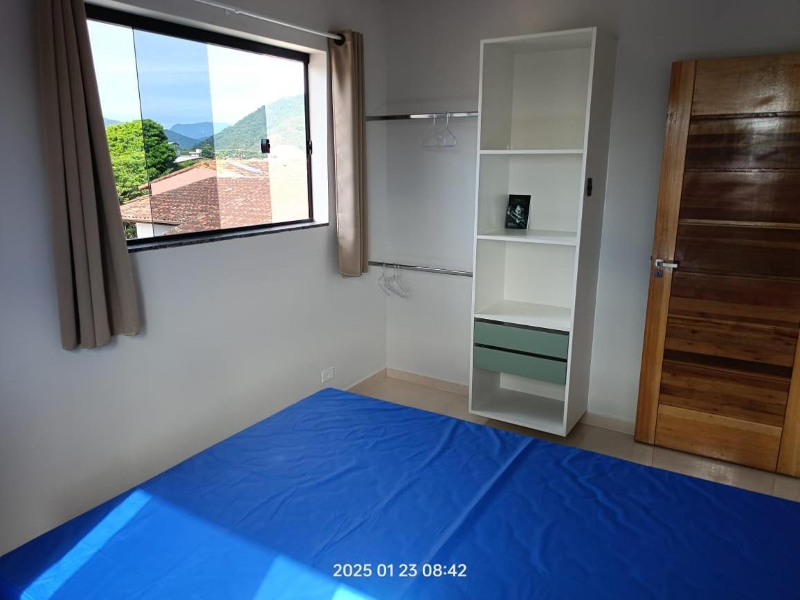Apartment Pe Na Areia, Ubatuba, 2quartos, Inteiro , Wi-fi ,garagem Ubatuba
